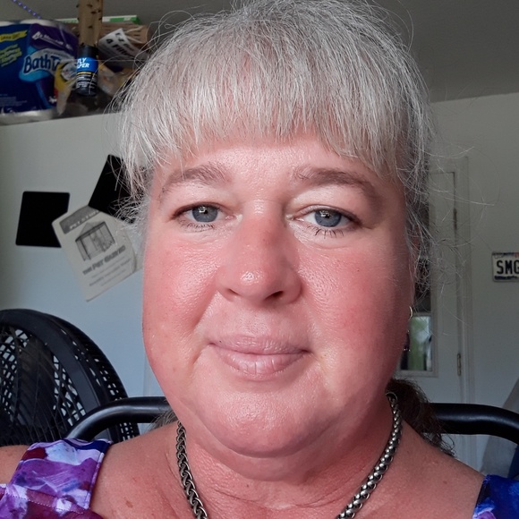 Meet your Posher, Alecia - Picture 3 of 8